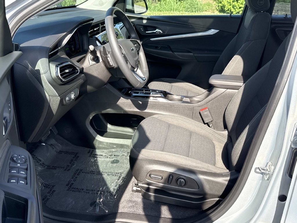 Used 2022 Chevrolet Bolt EUV LT FWD image 24