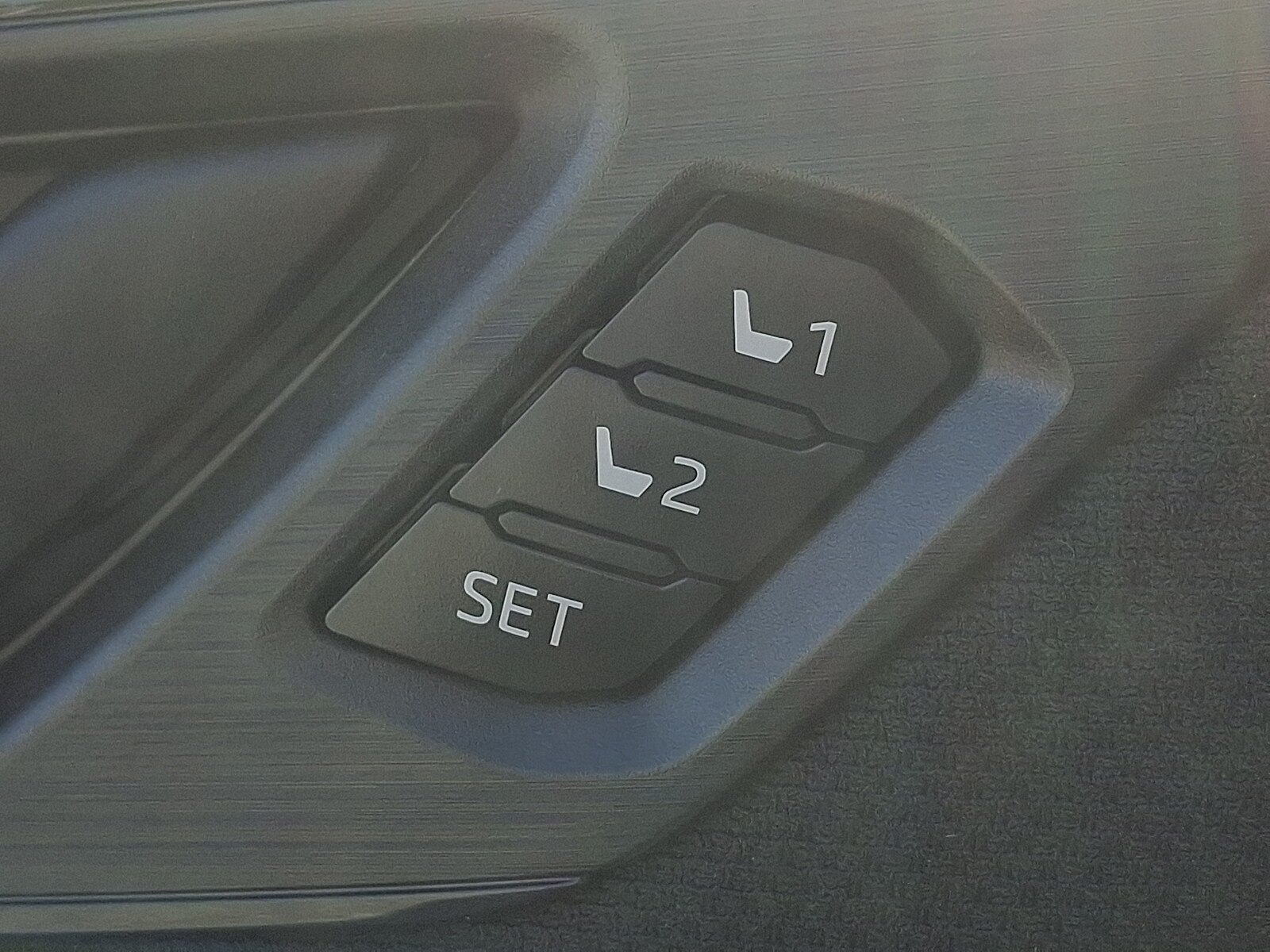 Certified 2026 Subaru Outback Limited AWD/4WD image 26