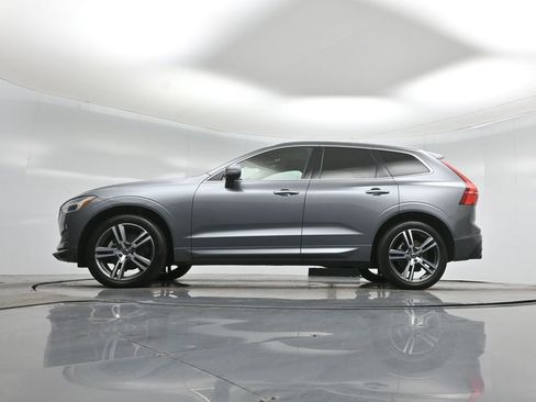 Used 2020 Volvo XC60 T5 Momentum w/ Protection Package Premier image 56