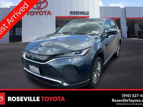 Used 2021 Toyota Venza Limited AWD/4WD image 1