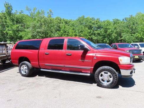 Used 2006 Dodge Ram 2500 Truck SLT w/ Light Group AWD/4WD image 5