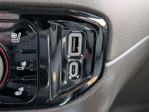 Used 2026 Chevrolet Silverado 2500 LTZ w/ LTZ Premium Package image 20