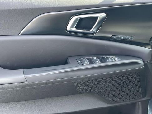 New 2026 Kia Carnival SX image 28