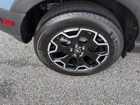 Certified 2025 Ford Bronco Sport Outer Banks w/ Outer Banks Tech Package+ AWD/4WD image 40