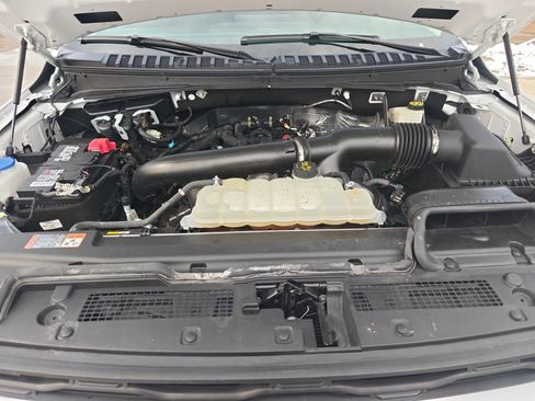 Used 2024 Ford Expedition Max XLT image 22