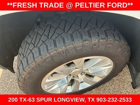 Used 2024 Chevrolet Silverado 1500 LT AWD/4WD image 5