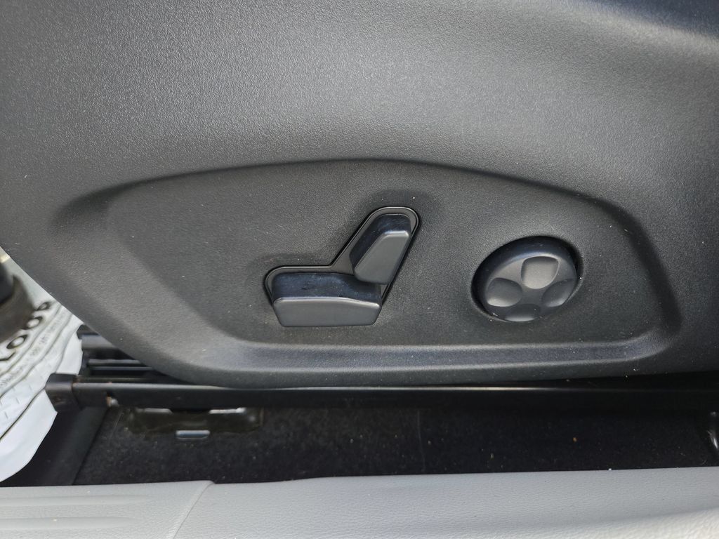 Used 2019 Jeep Compass Limited w/ Safety & Security Group AWD/4WD image 34