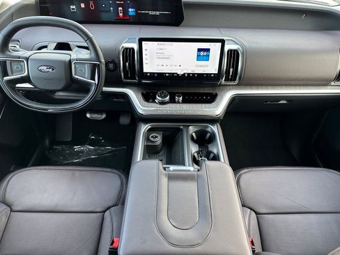New 2025 Ford Expedition Platinum w/ Platinum Ultimate Package image 14