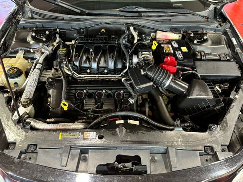 Used 2010 Ford Fusion SE image 32