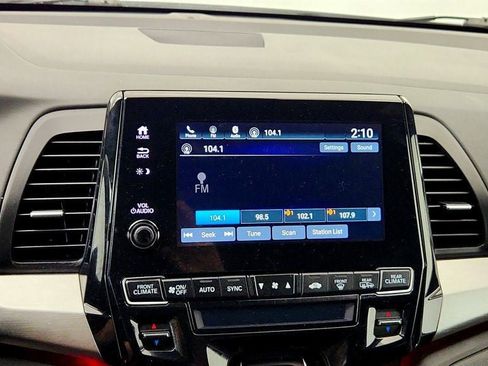 Used 2023 Honda Odyssey Sport image 17