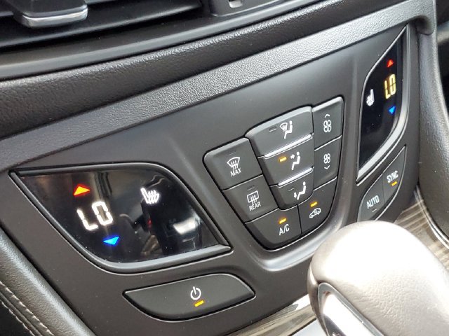 Used 2020 Buick Envision Essence w/ Experience Buick Package AWD/4WD image 22