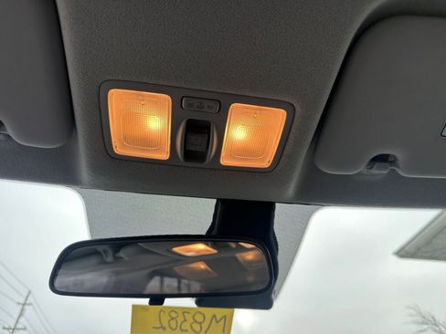 Used 2023 Hyundai Venue SEL w/ Cargo Package image 20