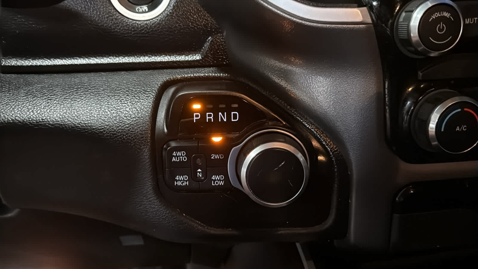Used 2022 RAM 1500 Big Horn AWD/4WD image 17