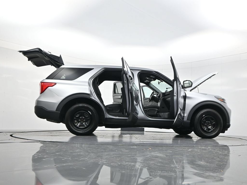 Used 2024 Ford Explorer 4WD Police Interceptor image 56