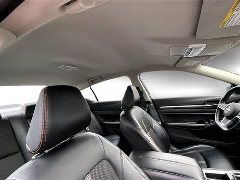 Used 2024 Nissan Altima 2.5 SR image 19