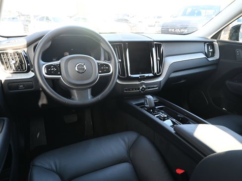 Used 2025 Volvo XC60 B5 Plus w/ Climate Package image 14