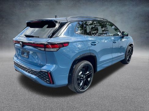 New 2025 Volkswagen Tiguan SE R-Line image 31