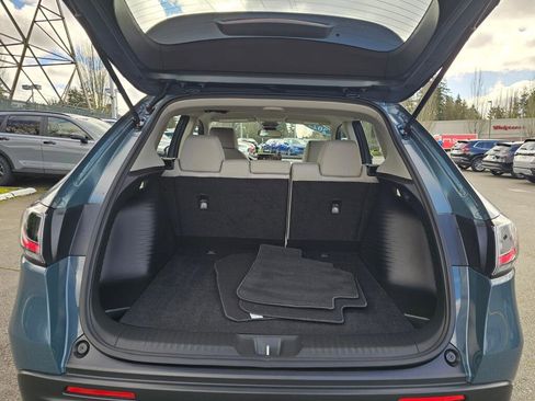Certified 2025 Honda HR-V LX image 12