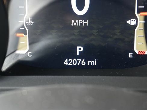 Used 2024 Jeep Wrangler Sport S image 16