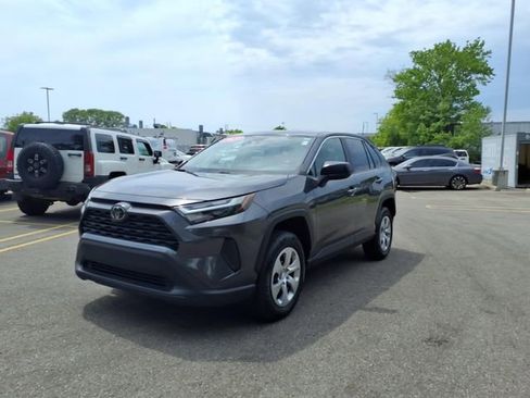 Certified 2023 Toyota RAV4 LE FWD image 3