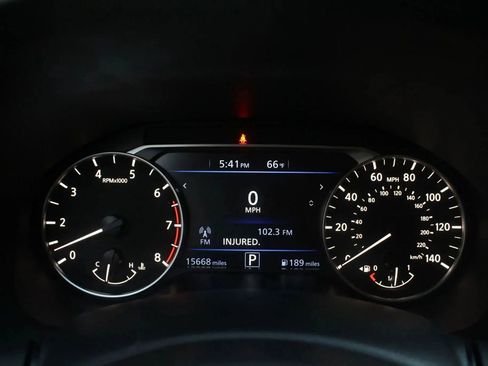 Used 2022 Nissan Altima 2.5 SV AWD/4WD image 34