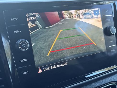 Used 2022 Volkswagen Atlas Cross Sport SE image 37