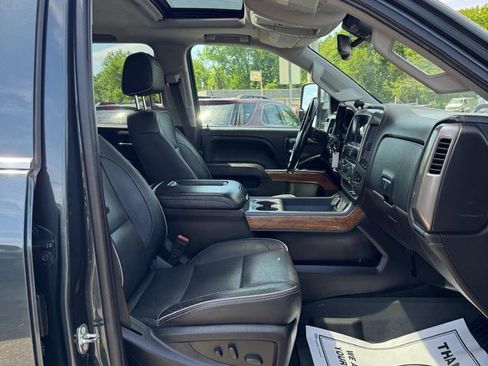 Used 2018 Chevrolet Silverado 3500 High Country w/ Duramax Plus Package AWD/4WD image 19