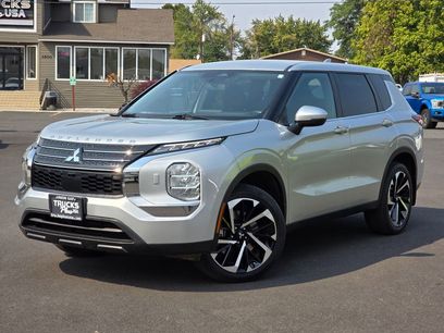 Used 2022 Mitsubishi Outlander ES