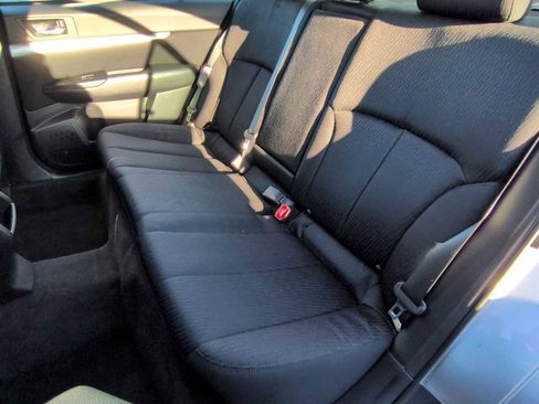 Used 2011 Subaru Legacy 2.5i Premium image 19