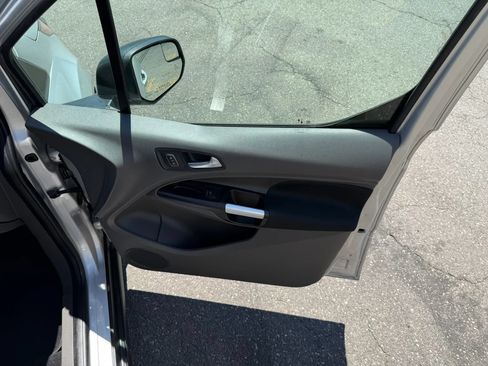 Used 2021 Ford Transit Connect XLT FWD image 40