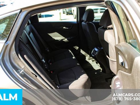 Used 2024 Chevrolet Malibu LT image 18