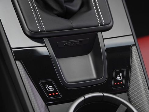 Certified 2022 Porsche 911 GT3 image 40