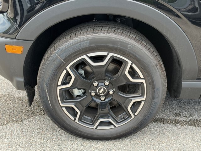 New 2025 Ford Bronco Sport Outer Banks w/ Outer Banks Tech Package+ AWD/4WD image 12