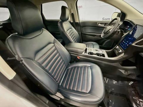 Used 2022 Ford Edge SEL w/ Sport Appearance Package AWD/4WD image 28