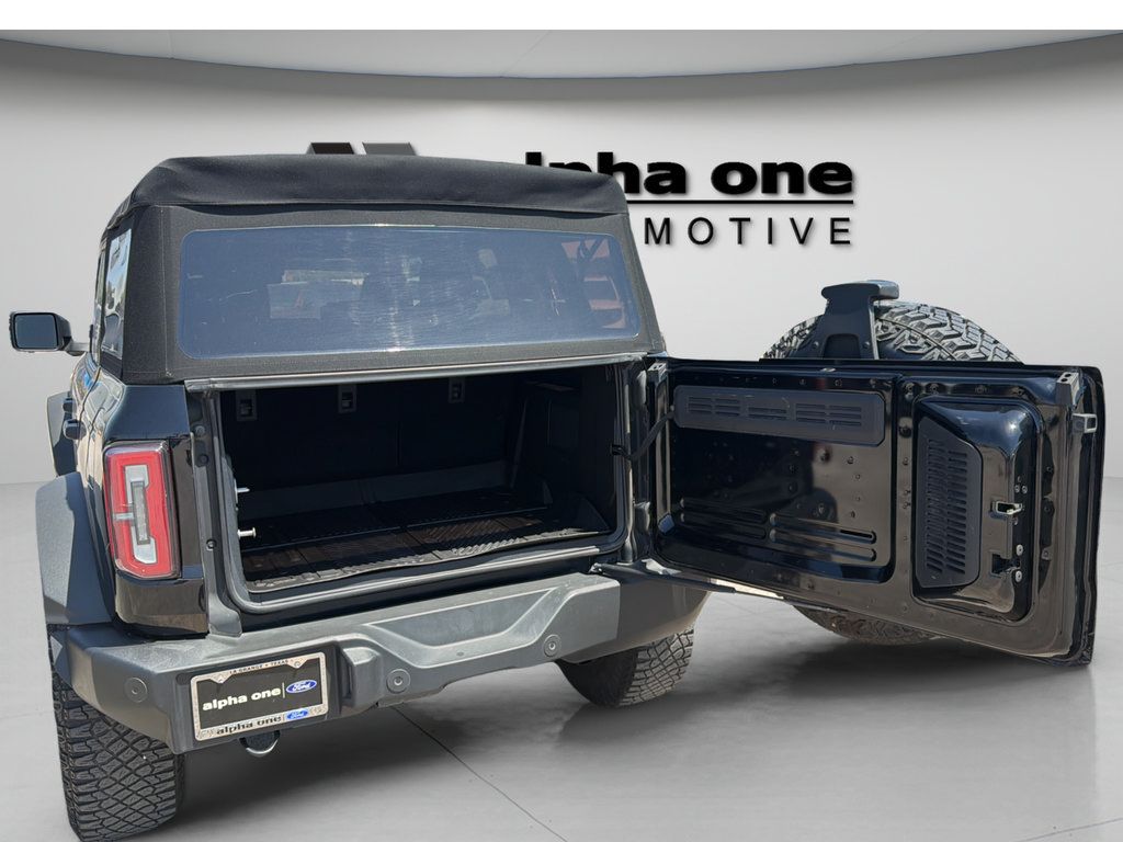 Used 2024 Ford Bronco Wildtrak AWD/4WD image 42