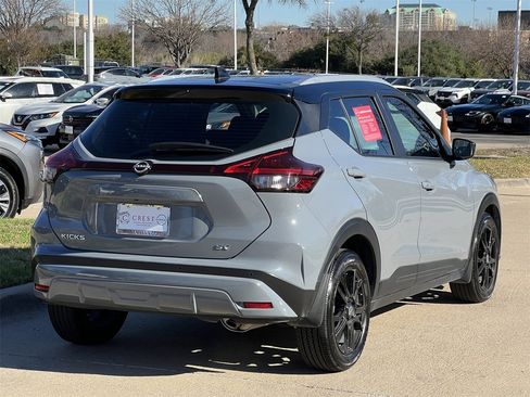 Certified 2023 Nissan Kicks SV image 4
