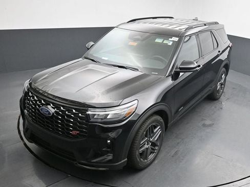 New 2026 Ford Explorer ST image 22