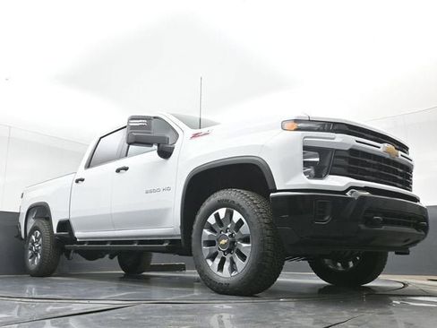 New 2026 Chevrolet Silverado 2500 Custom w/ Custom Value Package AWD/4WD image 41