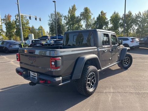 Certified 2024 Jeep Gladiator Rubicon w/ Technology Group image 7