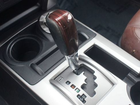 Used 2016 Toyota 4Runner Limited AWD/4WD image 13
