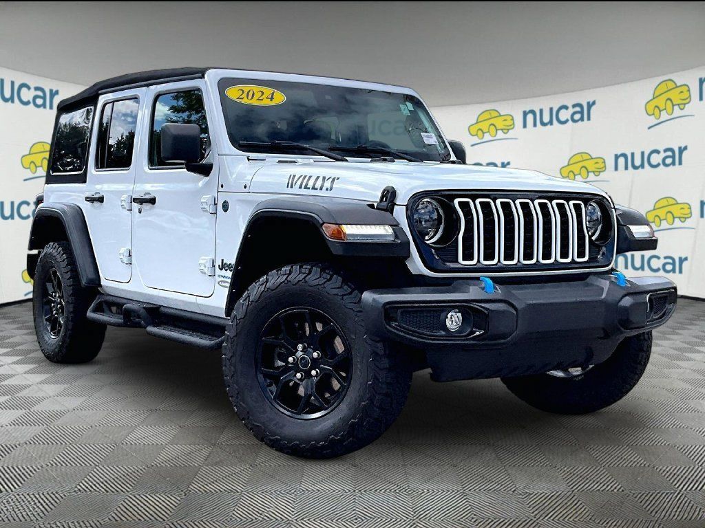 Used 2024 Jeep Wrangler Unlimited AWD/4WD image 1