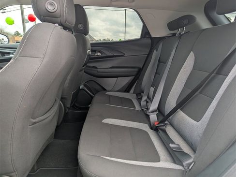 Used 2025 Chevrolet TrailBlazer LT image 18