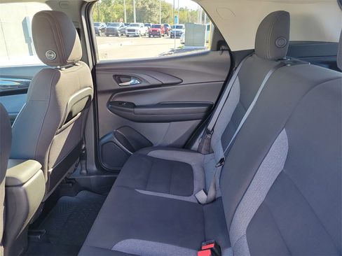 Used 2024 Chevrolet TrailBlazer LT w/ LT Cold Weather Package image 28