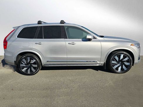 Certified 2023 Volvo XC90 T8 Ultimate image 2
