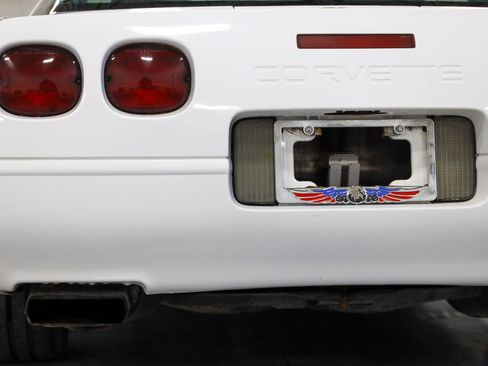 Used 1993 Chevrolet Corvette Coupe image 27
