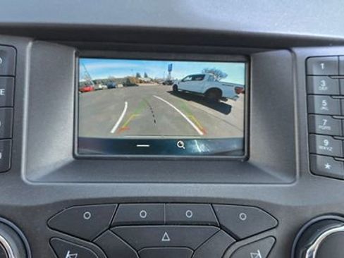 Used 2018 Ford Edge SE image 20