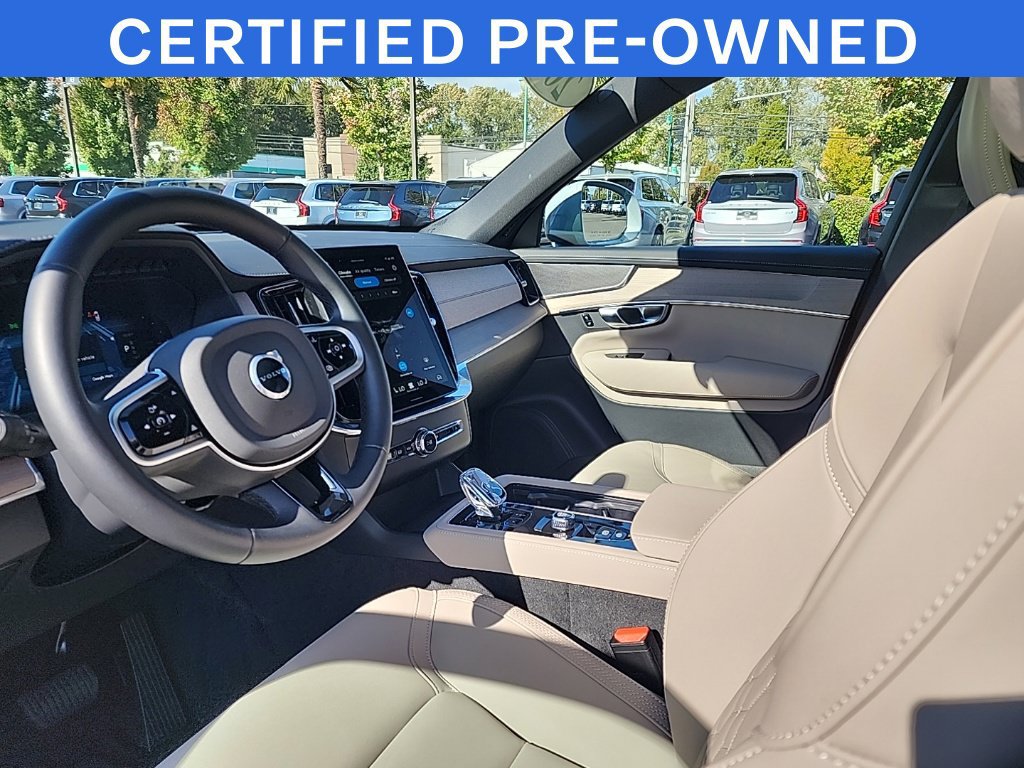 Used 2025 Volvo XC90 T8 Core AWD/4WD image 11