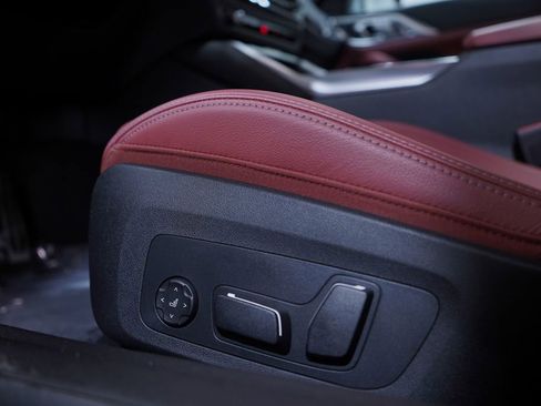 Used 2026 BMW 430i Coupe w/ M Sport Package image 17