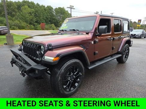 Used 2024 Jeep Wrangler Unlimited Sahara w/ Technology Group AWD/4WD image 4