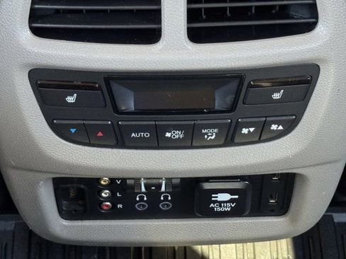 Used 2018 Honda Pilot Elite image 30